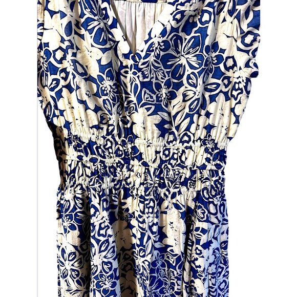 NWT Current Air Floral Maxi Dress Blue Cream Sleeveless Smocked Waist Dress XL - Picture 2 of 6